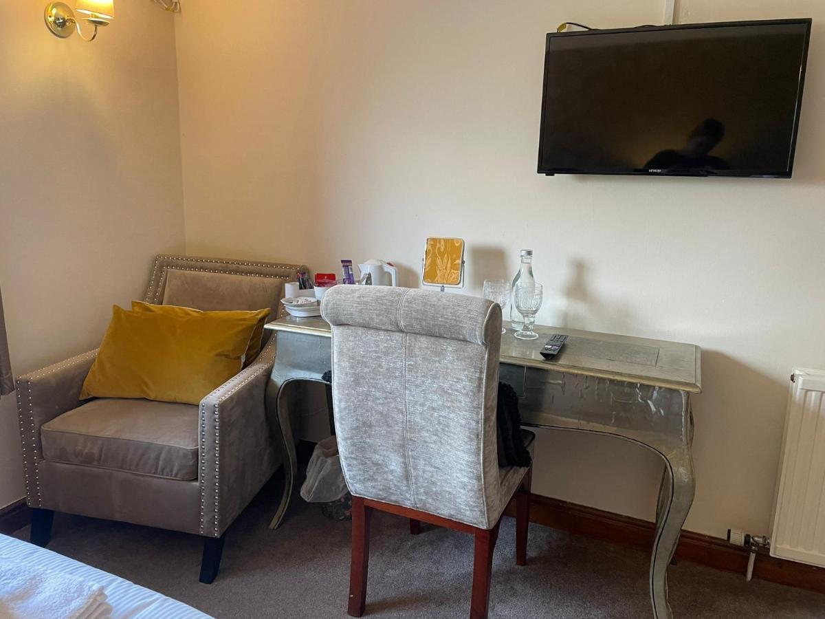 Cocketts Hotel Хос Екстериор снимка